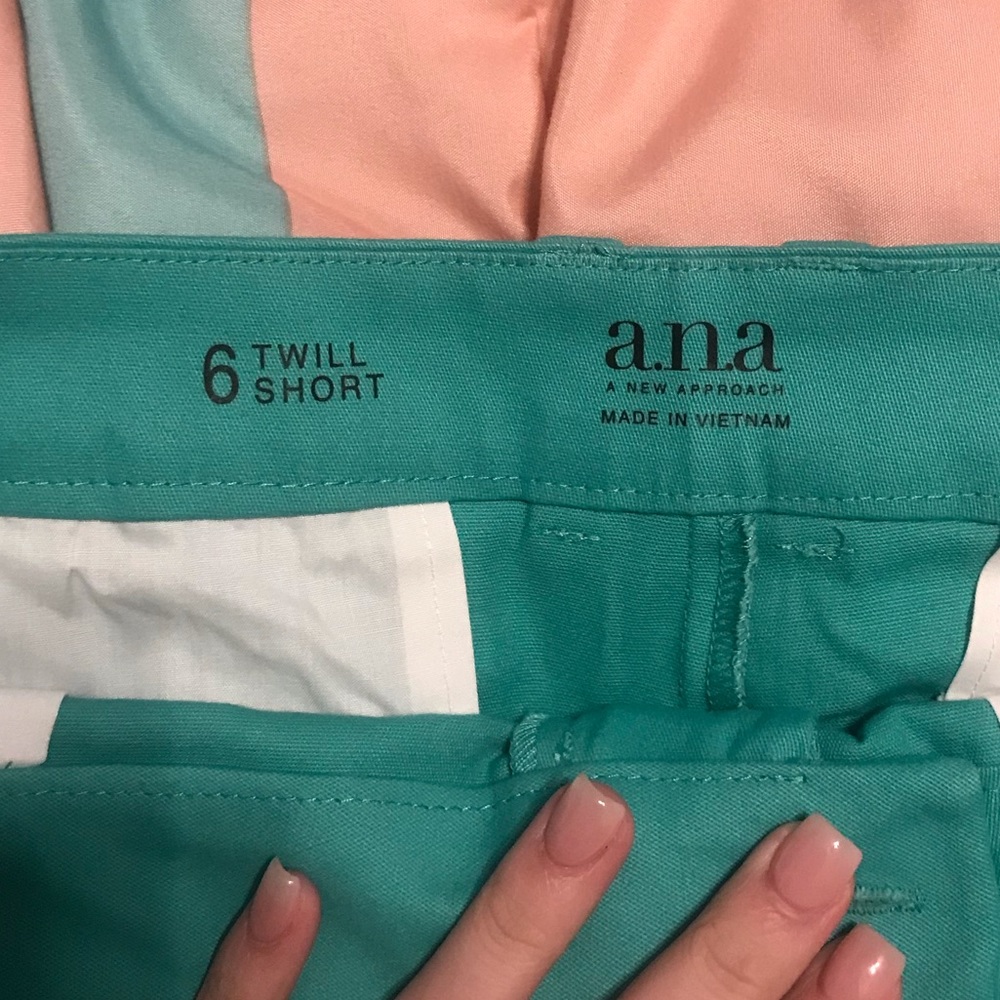 nice dress shorts. size 6 - Picture 3 of 3